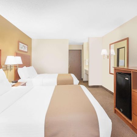 Baymont By Wyndham Port Huron Eksteriør billede