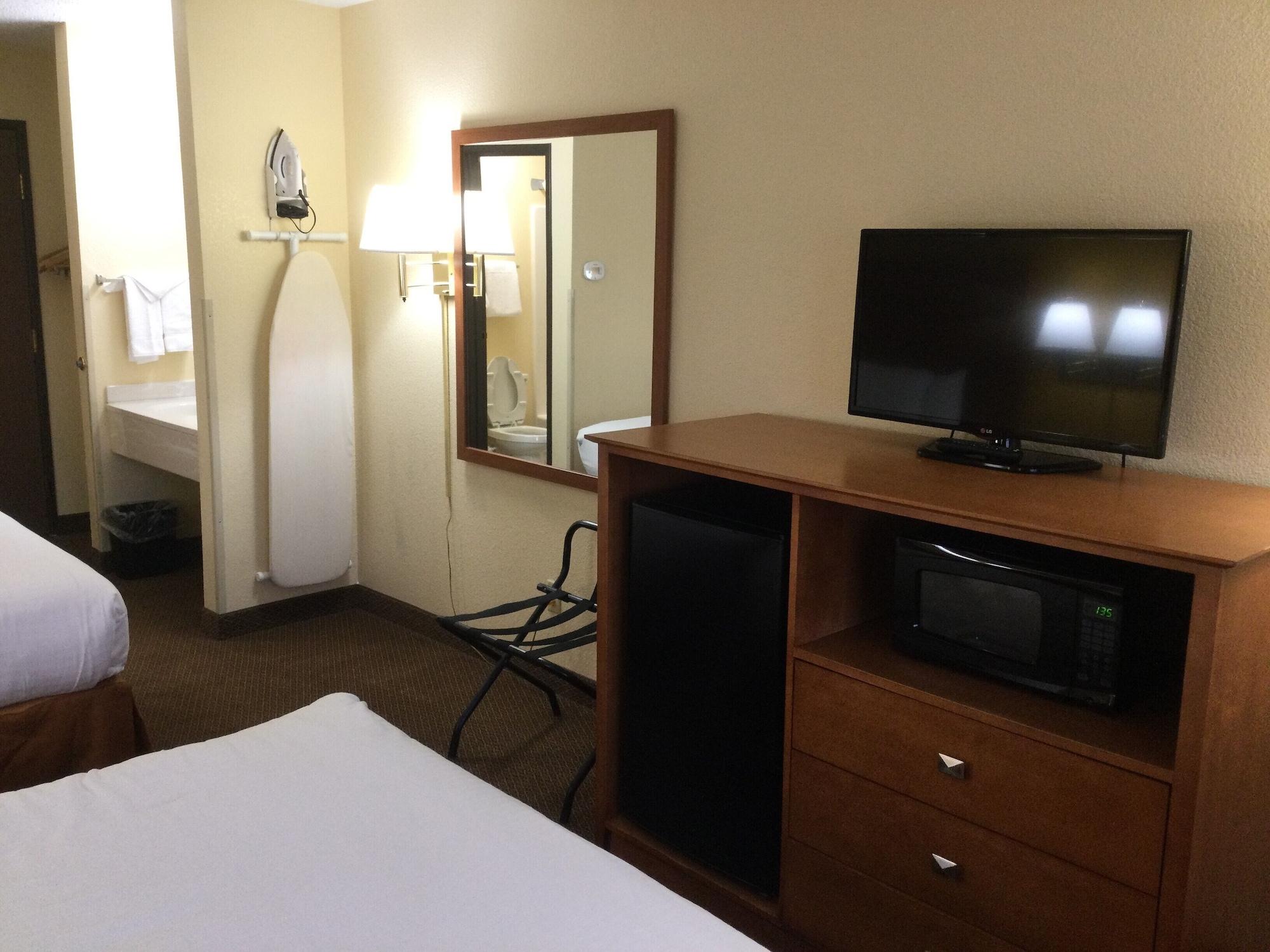 Baymont By Wyndham Port Huron Eksteriør billede